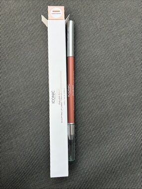ICONIC LONDON Fuller Pout Sculpting Lip Liner in UNBOTHERED 1g